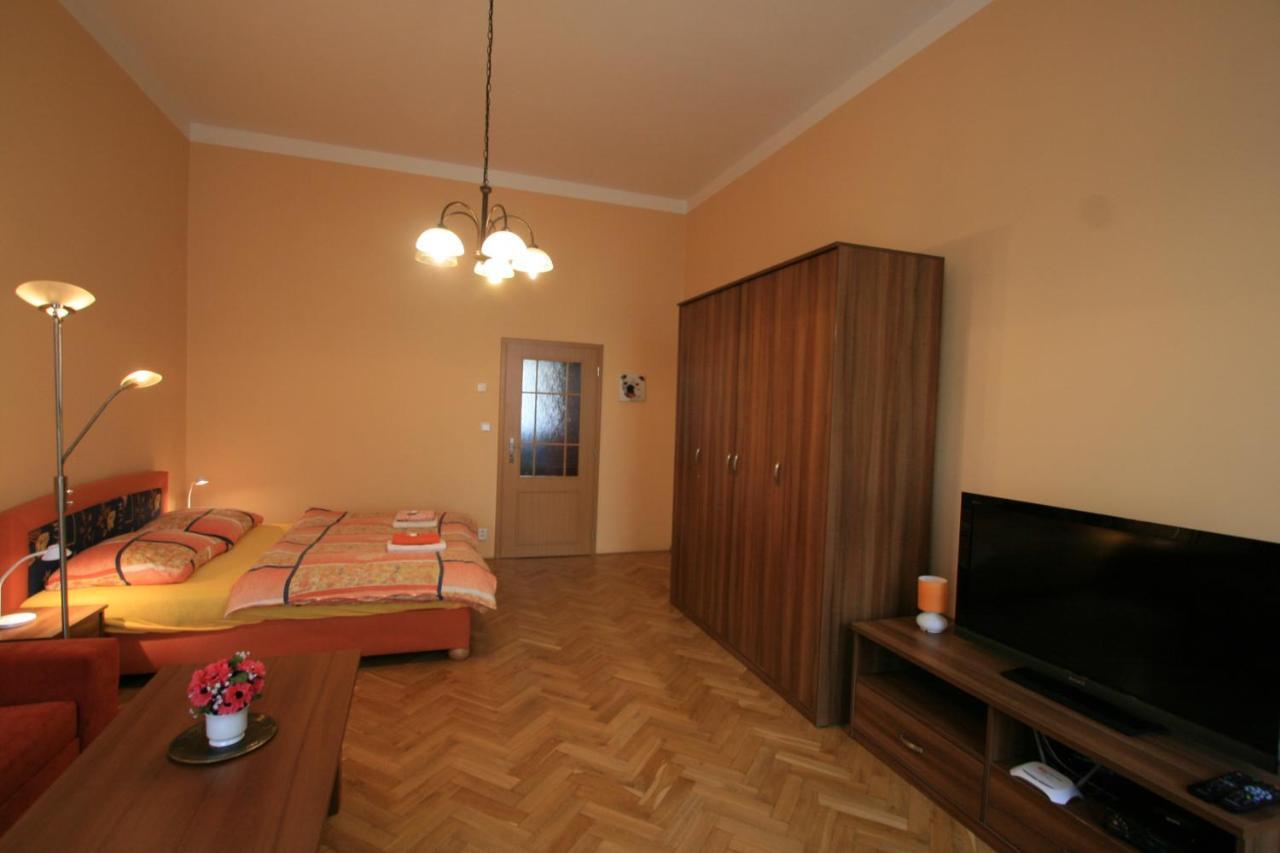 Apartment No. 19 Jaltska 3 Karlovy Vary Exterior photo